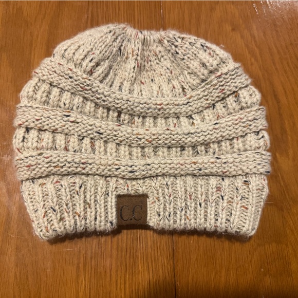 C.C Cream Knit Beanie - Picture 1 of 5